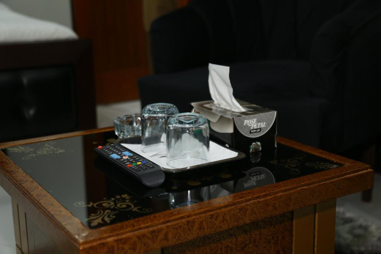 イスラマバード Grand Royal Bed & Breakfast エクステリア 写真