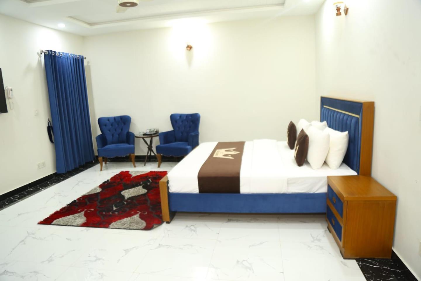 イスラマバード Grand Royal Bed & Breakfast エクステリア 写真